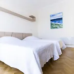 Апартаменты 3-br Sea View By The Beaches